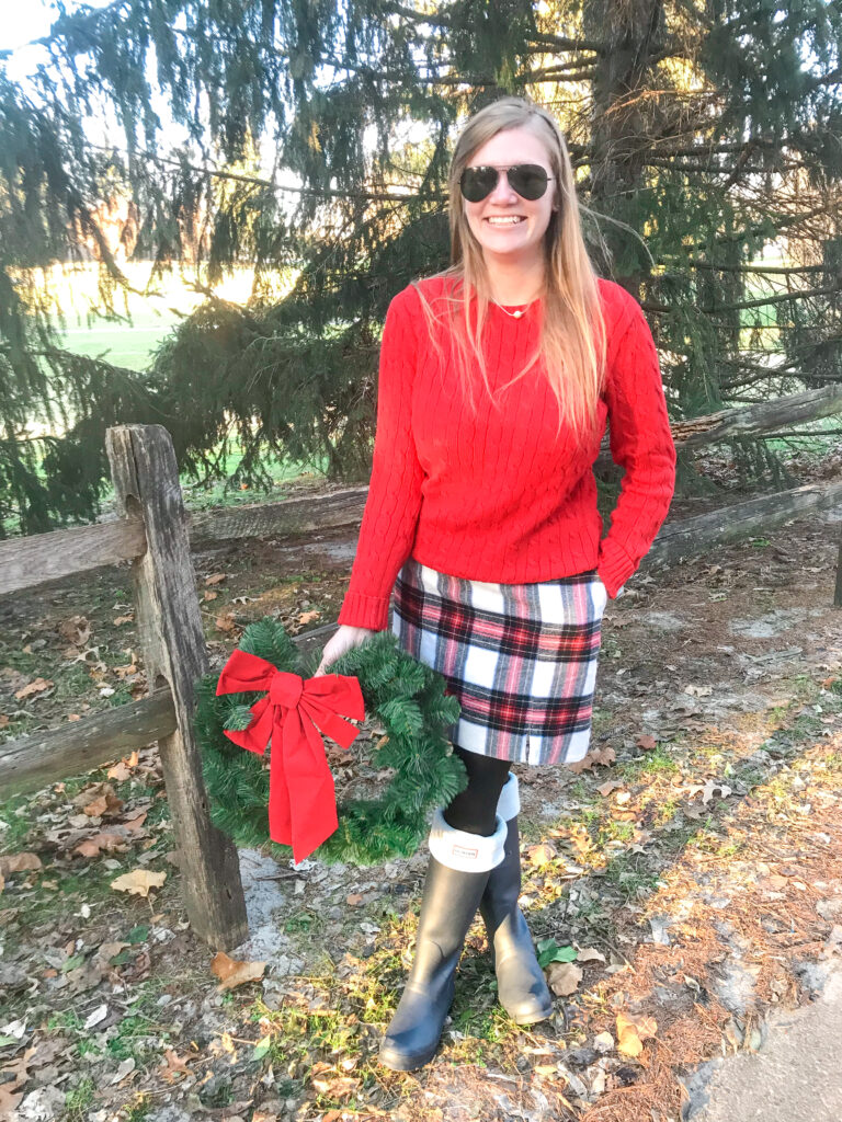 A Cute Christmas Outfit | Christmas Bows | Jersey Girls & Pearls